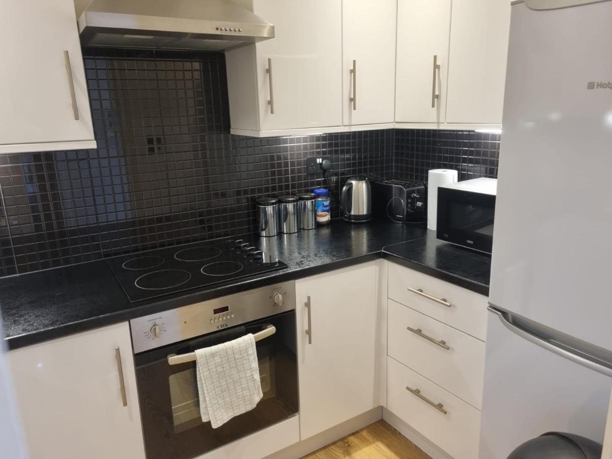 Apartamento Stunning 2 Bed/2 Bath Flat In Waterloo, Londres Exterior foto