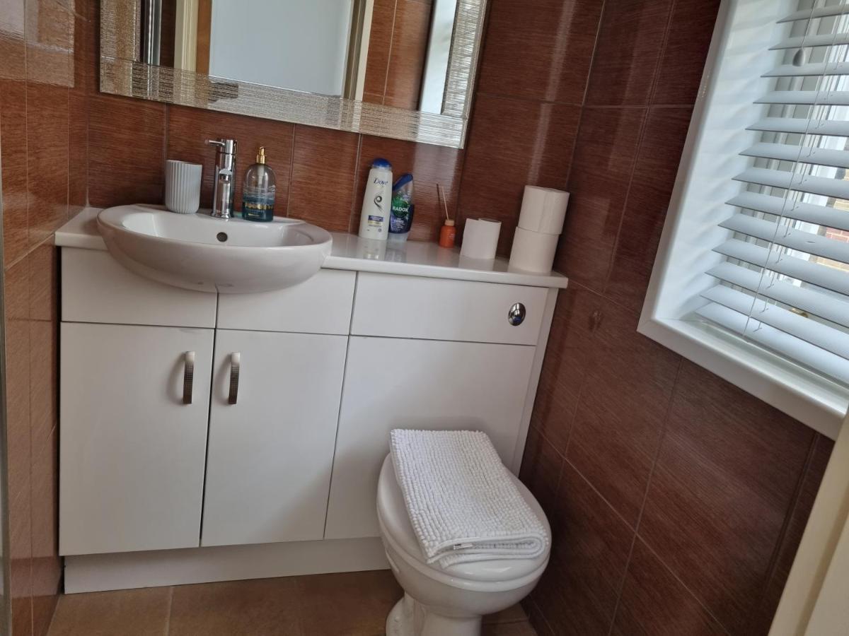 Apartamento Stunning 2 Bed/2 Bath Flat In Waterloo, Londres Exterior foto