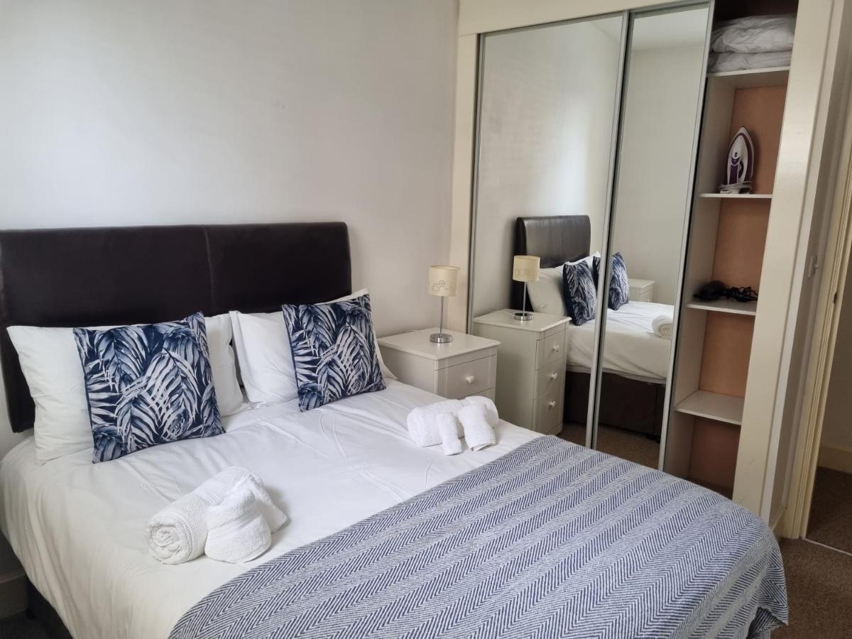 Apartamento Stunning 2 Bed/2 Bath Flat In Waterloo, Londres Exterior foto
